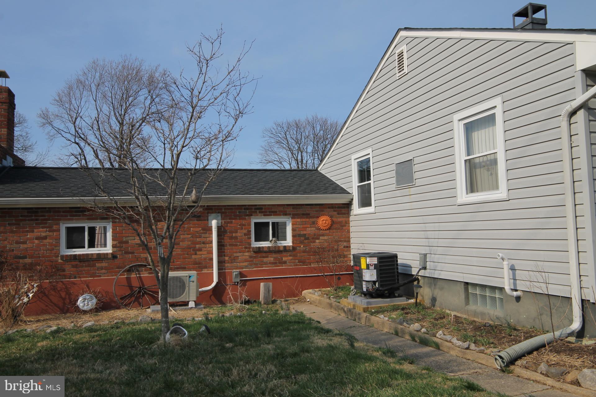 FERNGLEN MANOR - Residential