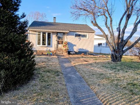 102 FERNGLEN AVENUE GLEN BURNIE MD 21061