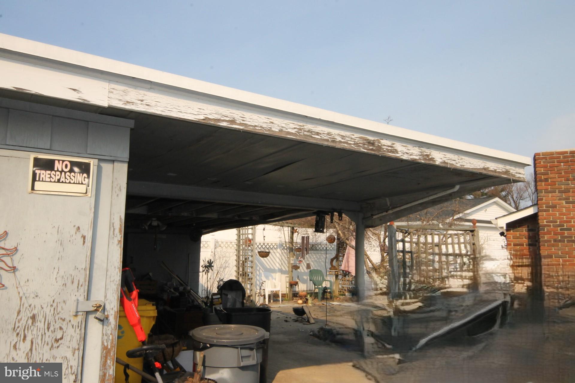 FERNGLEN MANOR - Residential