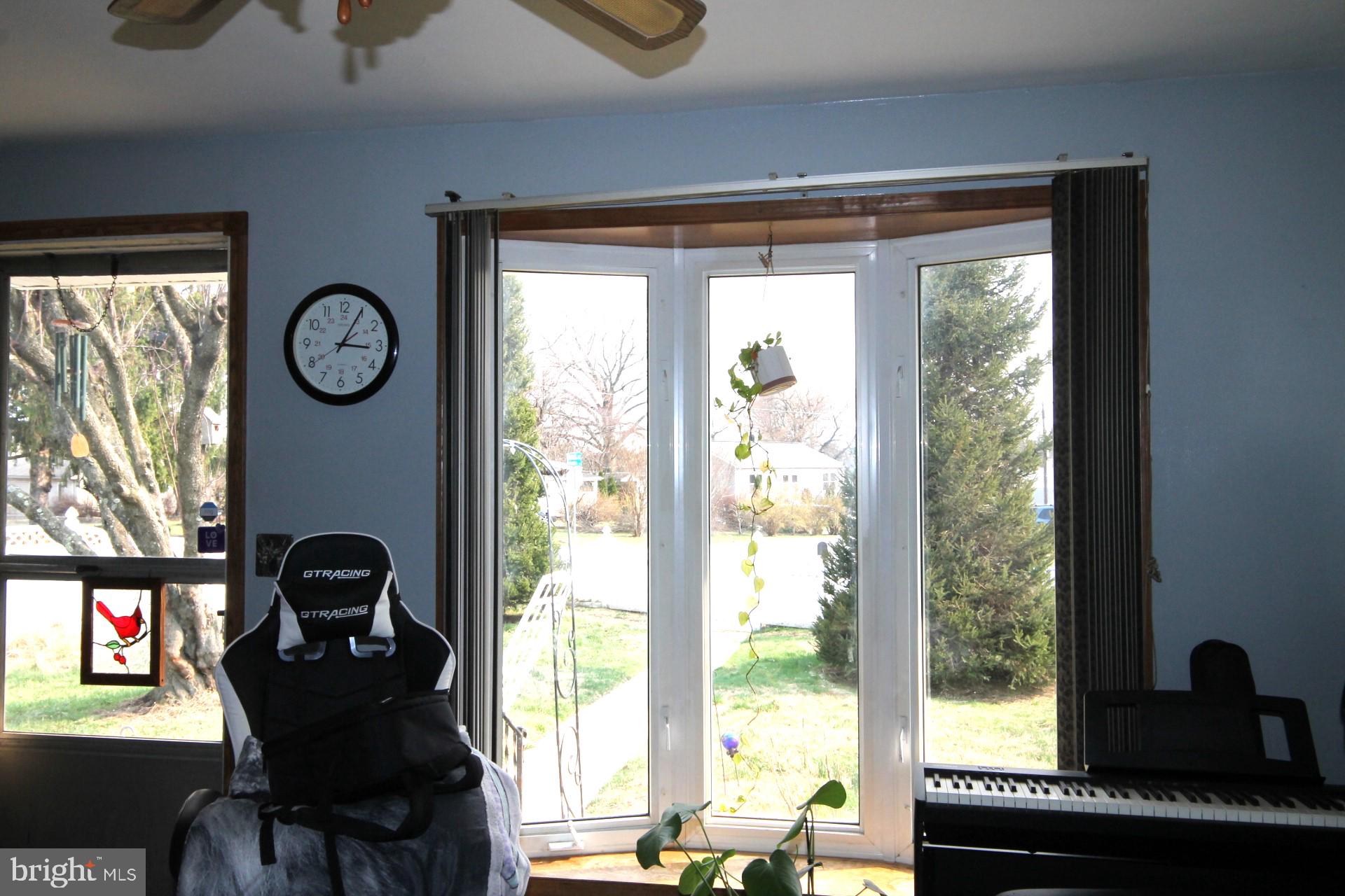 FERNGLEN MANOR - Residential