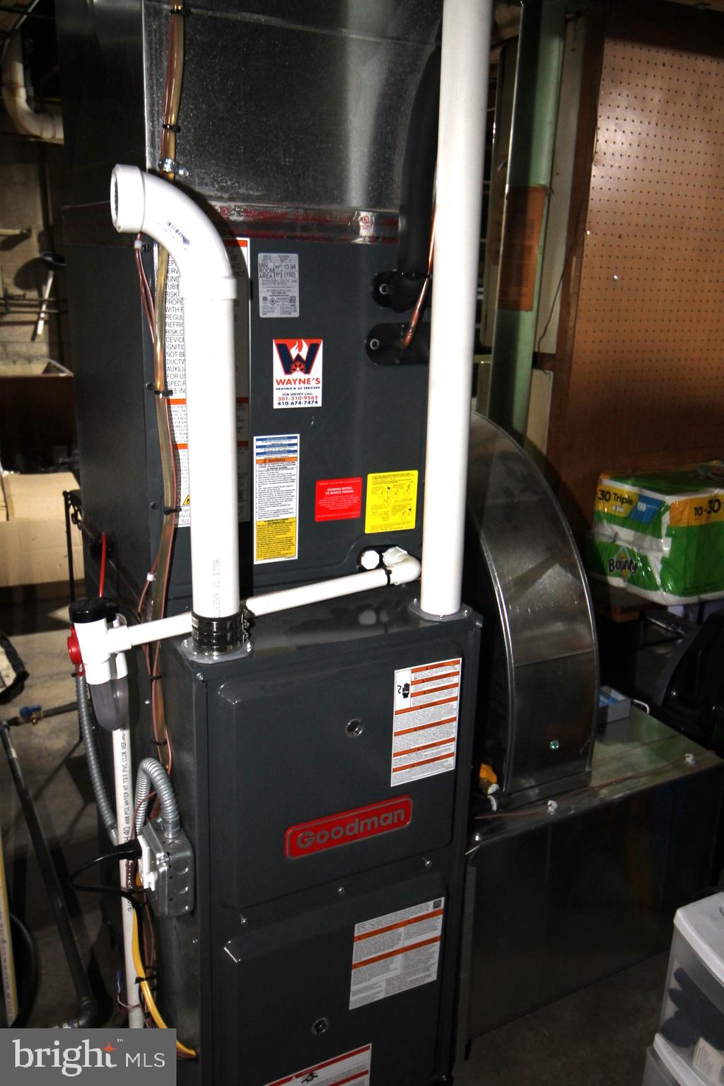 FERNGLEN MANOR - Residential