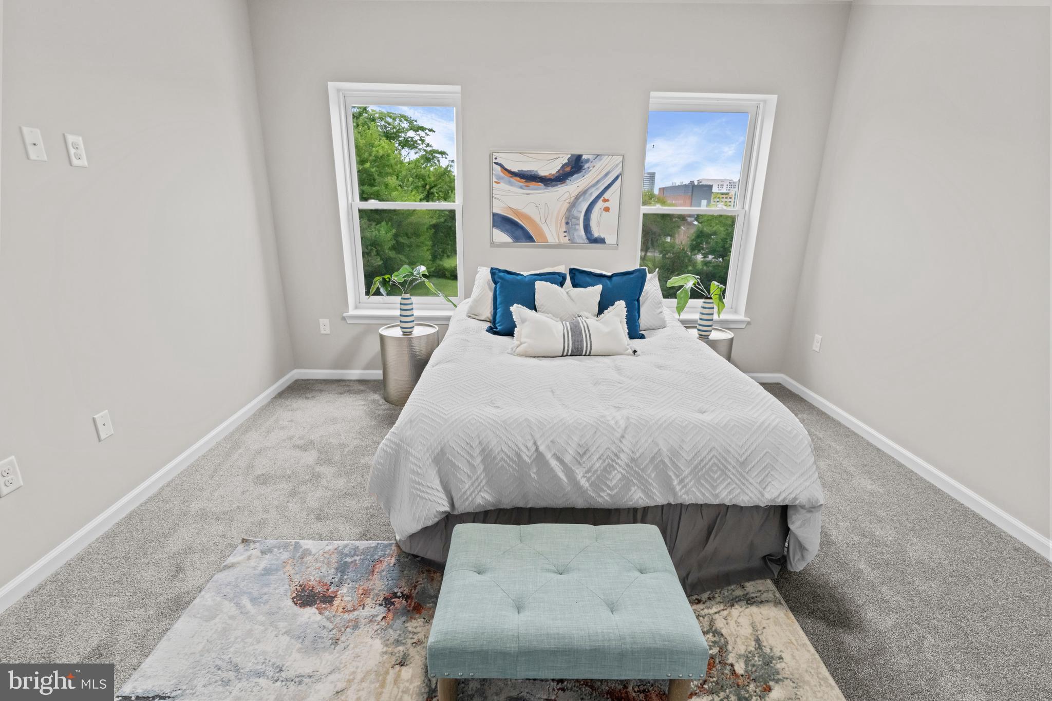 JOHNSTON SQUARE - Residential