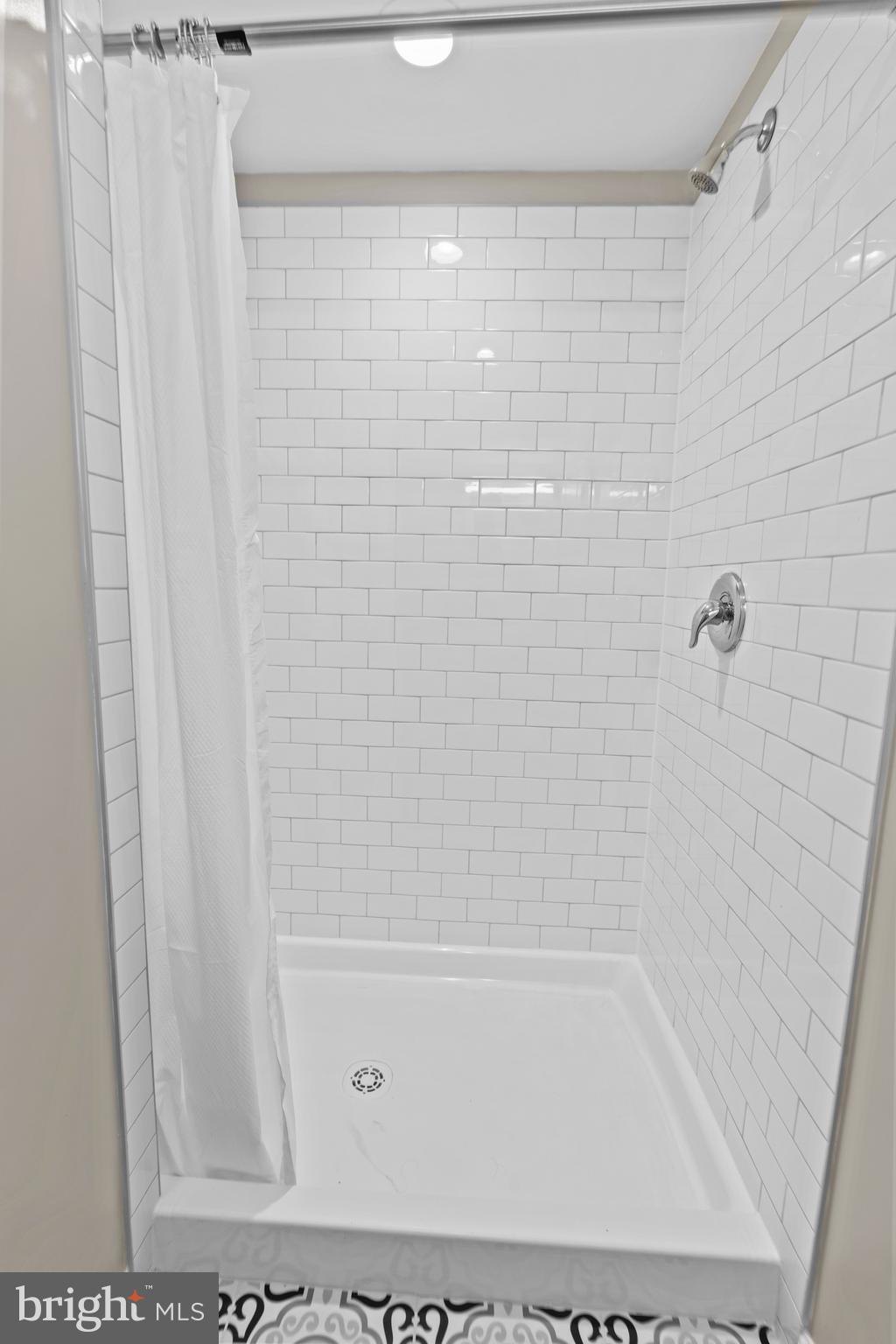 JOHNSTON SQUARE - Residential