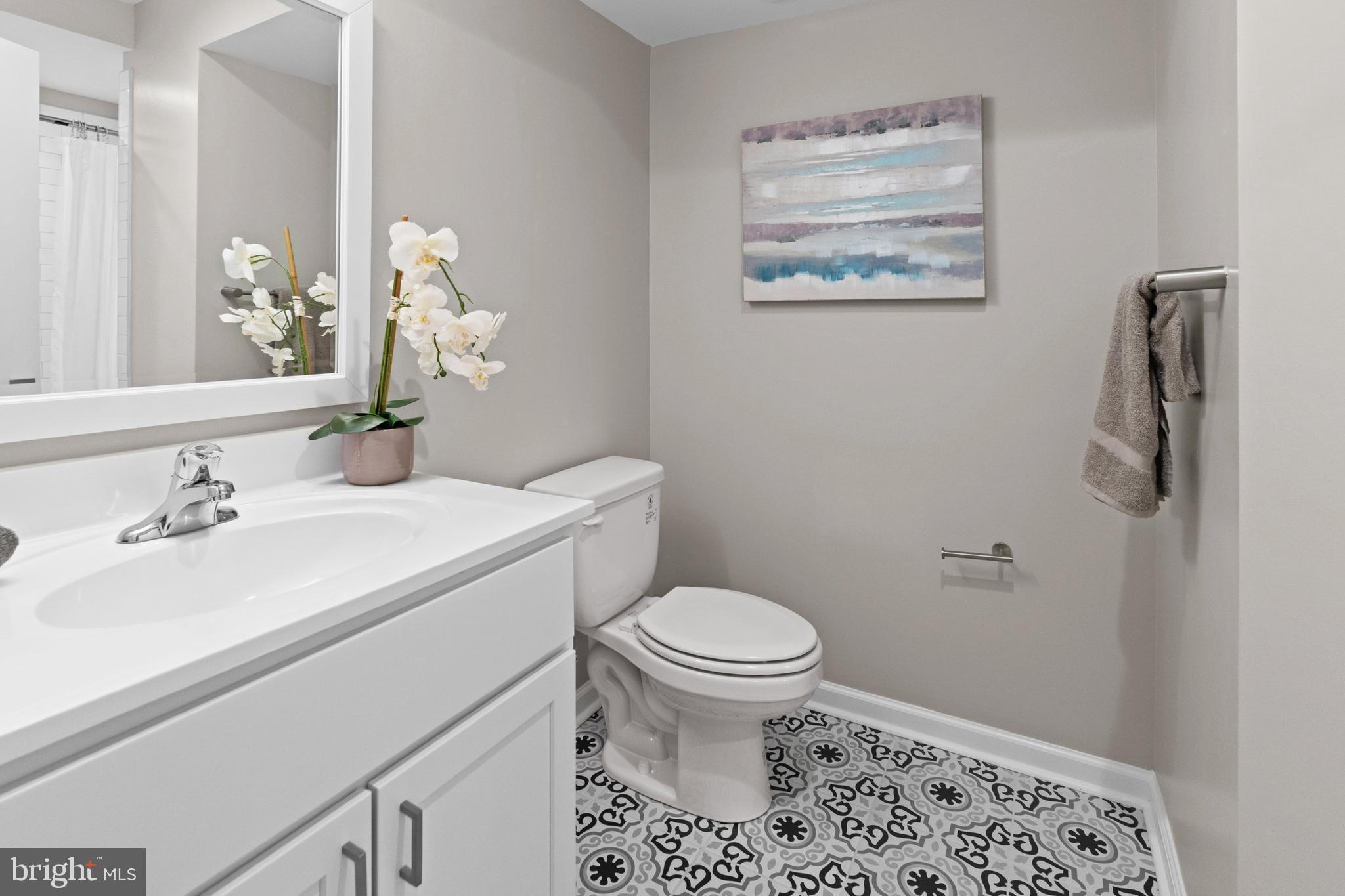 JOHNSTON SQUARE - Residential