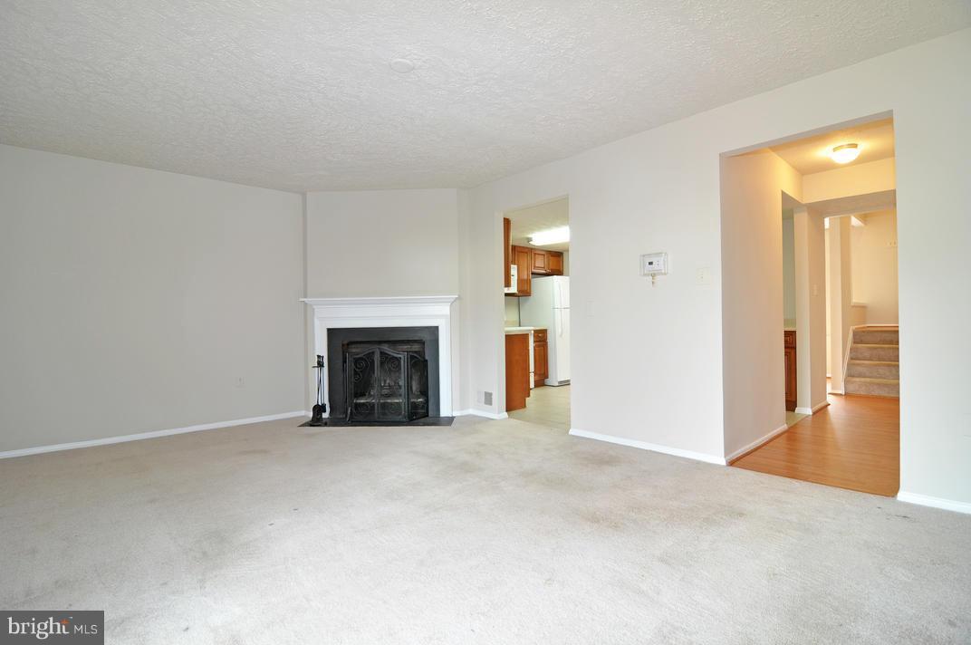 ST CHARLES SUB - CARRINGTON - Residential Lease