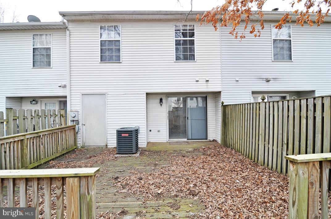 ST CHARLES SUB - CARRINGTON - Residential Lease