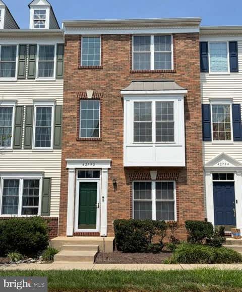 Condo For Sale - 42792 Sykes Terrace<br/> CHANTILLY, VA 20152