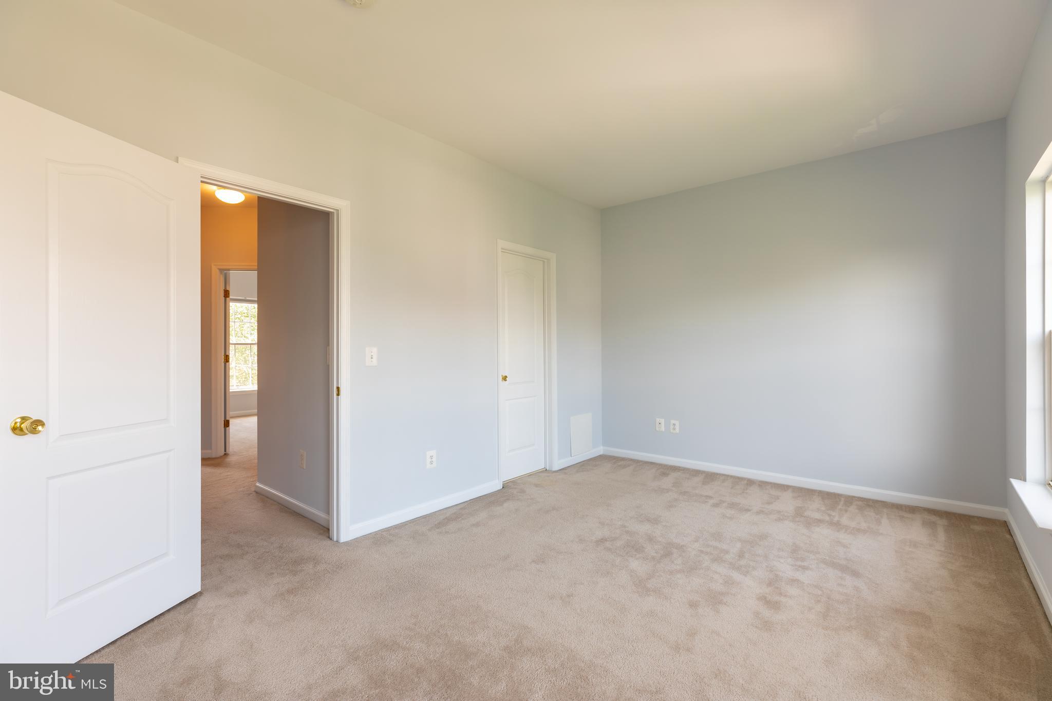 LANSDOWNE ON THE POTOMAC - Residential Lease