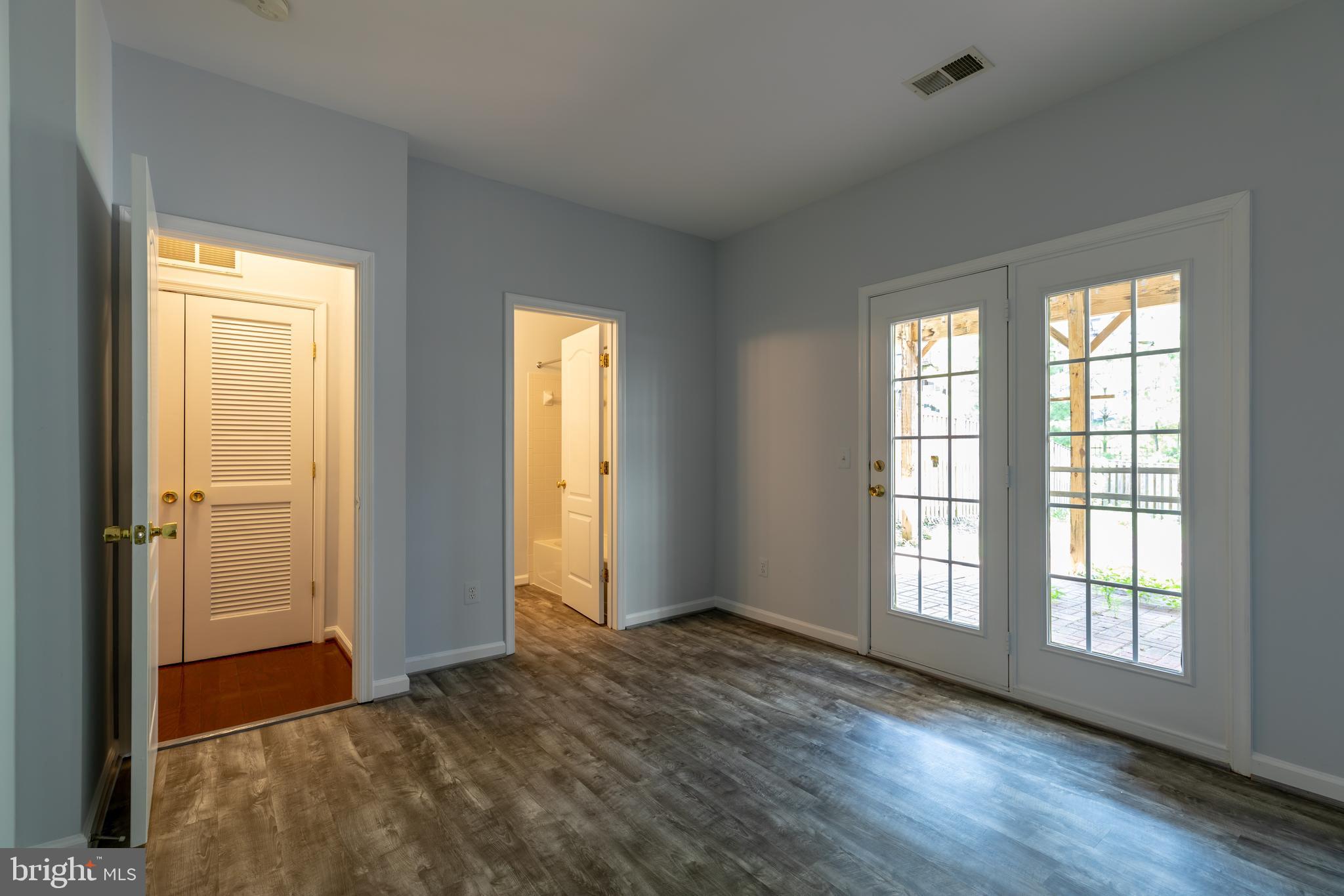 LANSDOWNE ON THE POTOMAC - Residential Lease