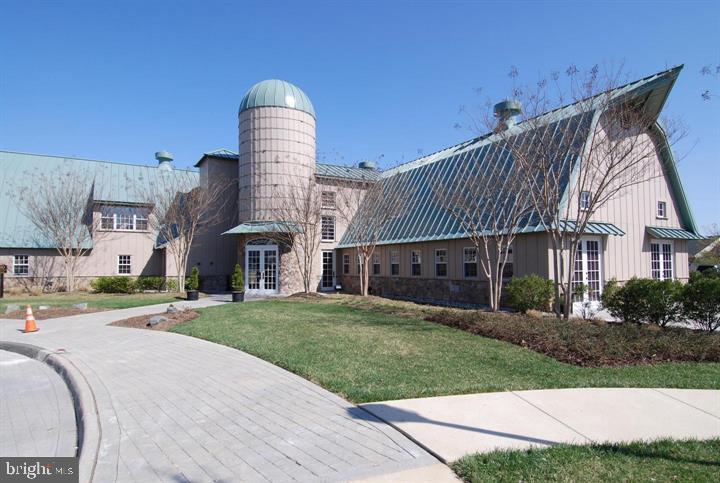 LANSDOWNE ON THE POTOMAC - Residential Lease