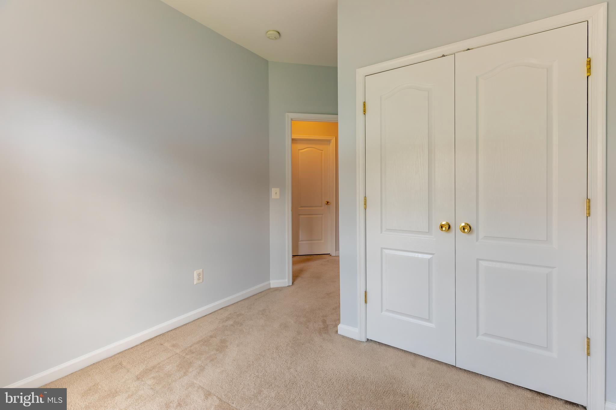 LANSDOWNE ON THE POTOMAC - Residential Lease