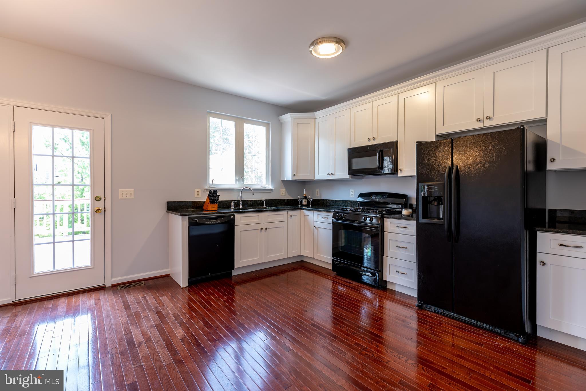 LANSDOWNE ON THE POTOMAC - Residential Lease