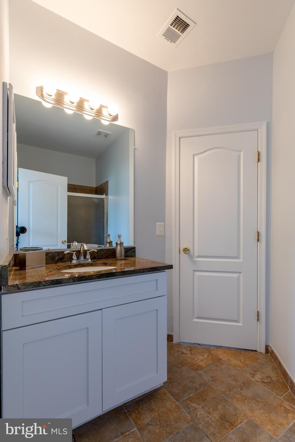 LANSDOWNE ON THE POTOMAC - Residential Lease