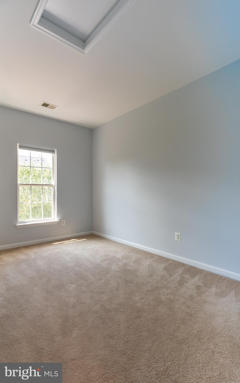 LANSDOWNE ON THE POTOMAC - Residential Lease