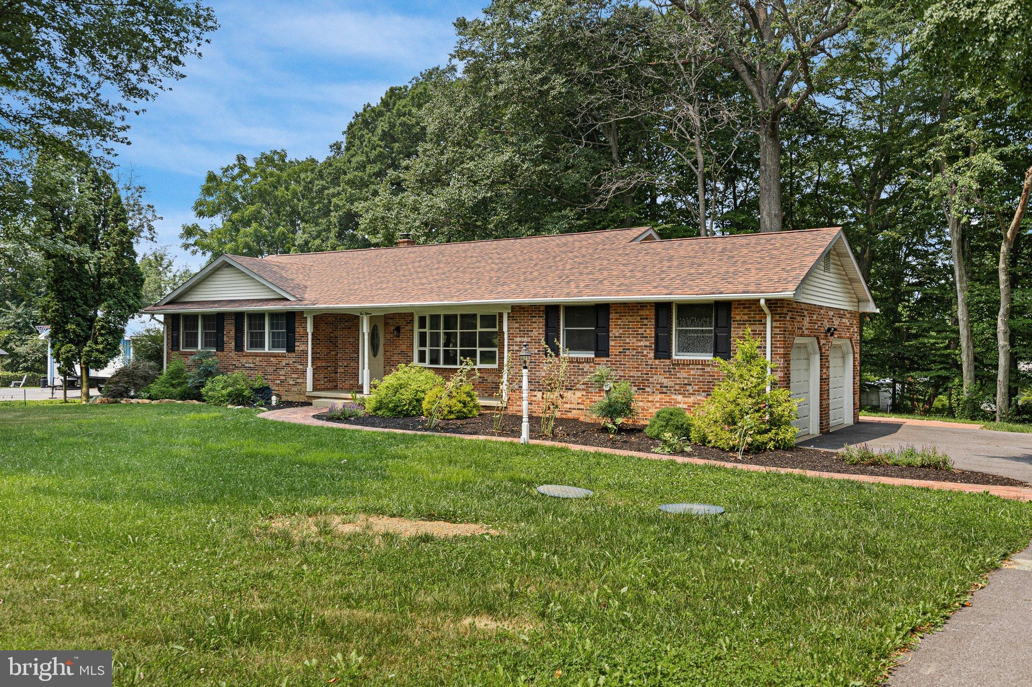 215 CALVERT ROAD