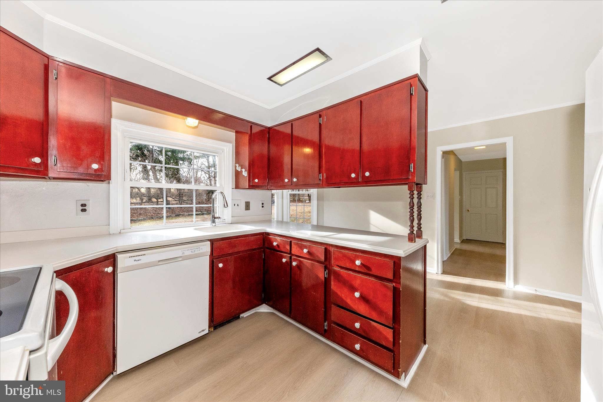 MEADOWCREST - Residential