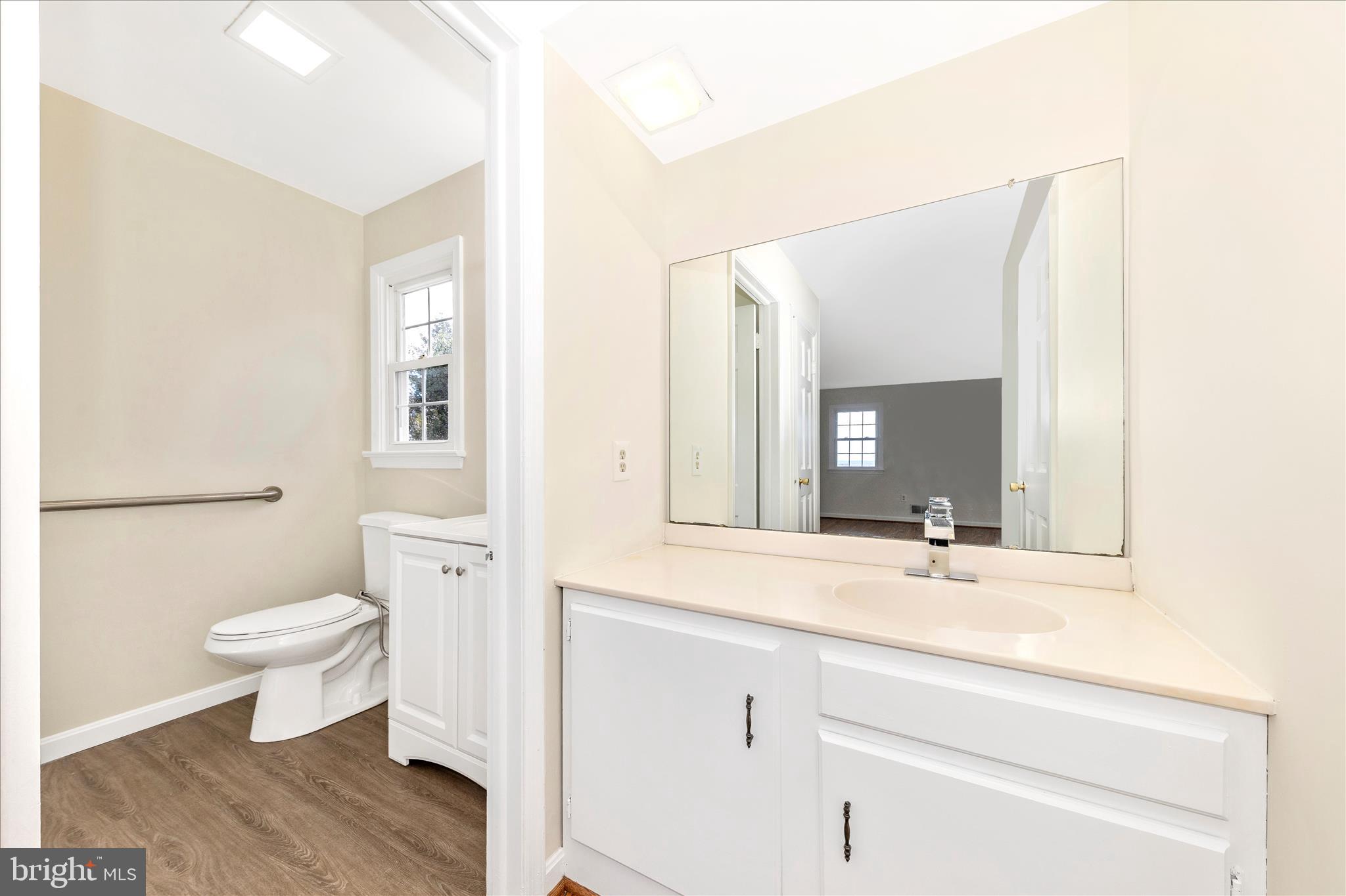 MEADOWCREST - Residential