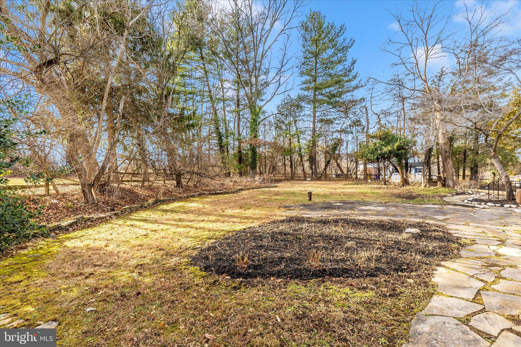 MEADOWCREST - Residential