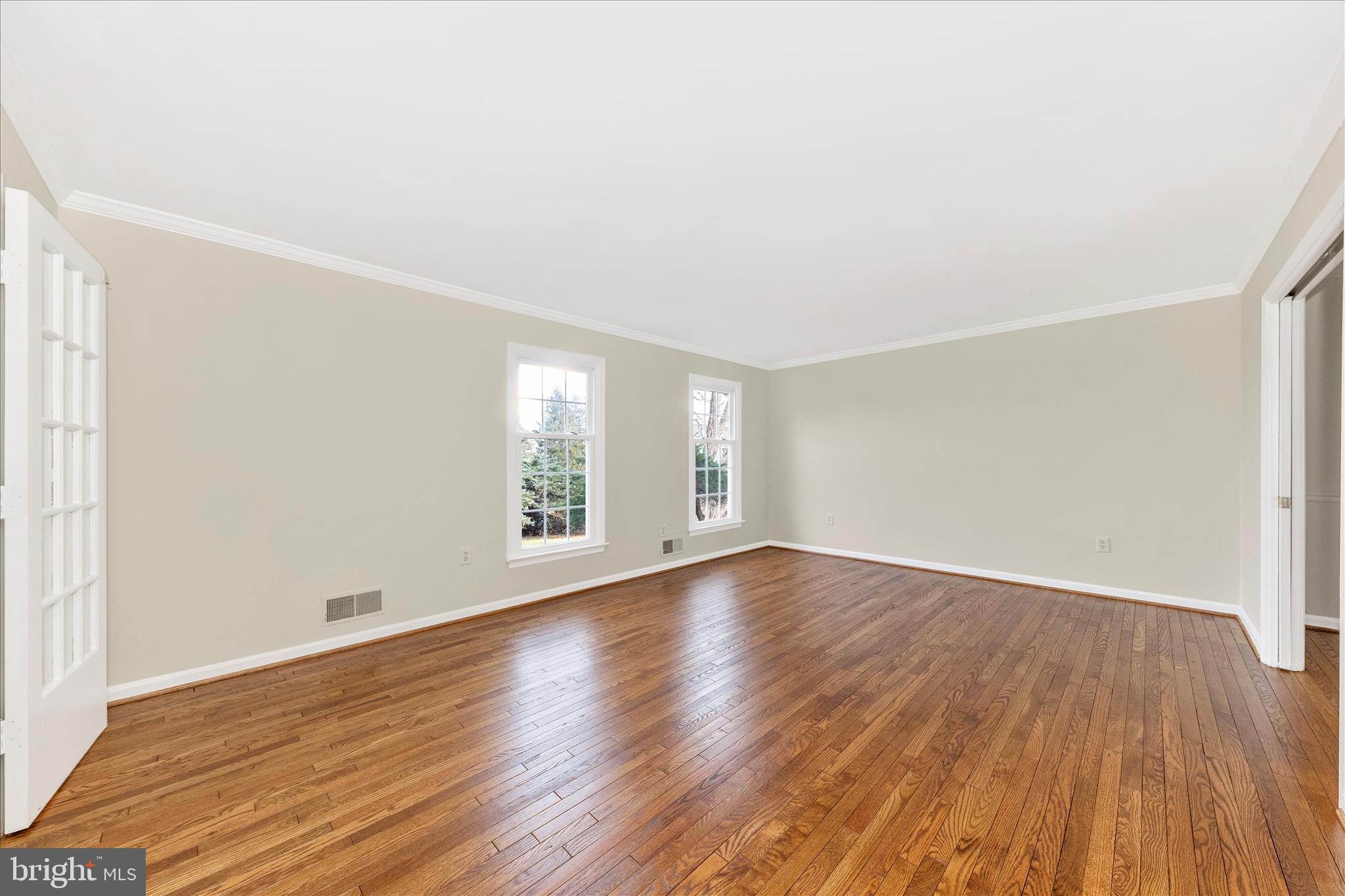 MEADOWCREST - Residential