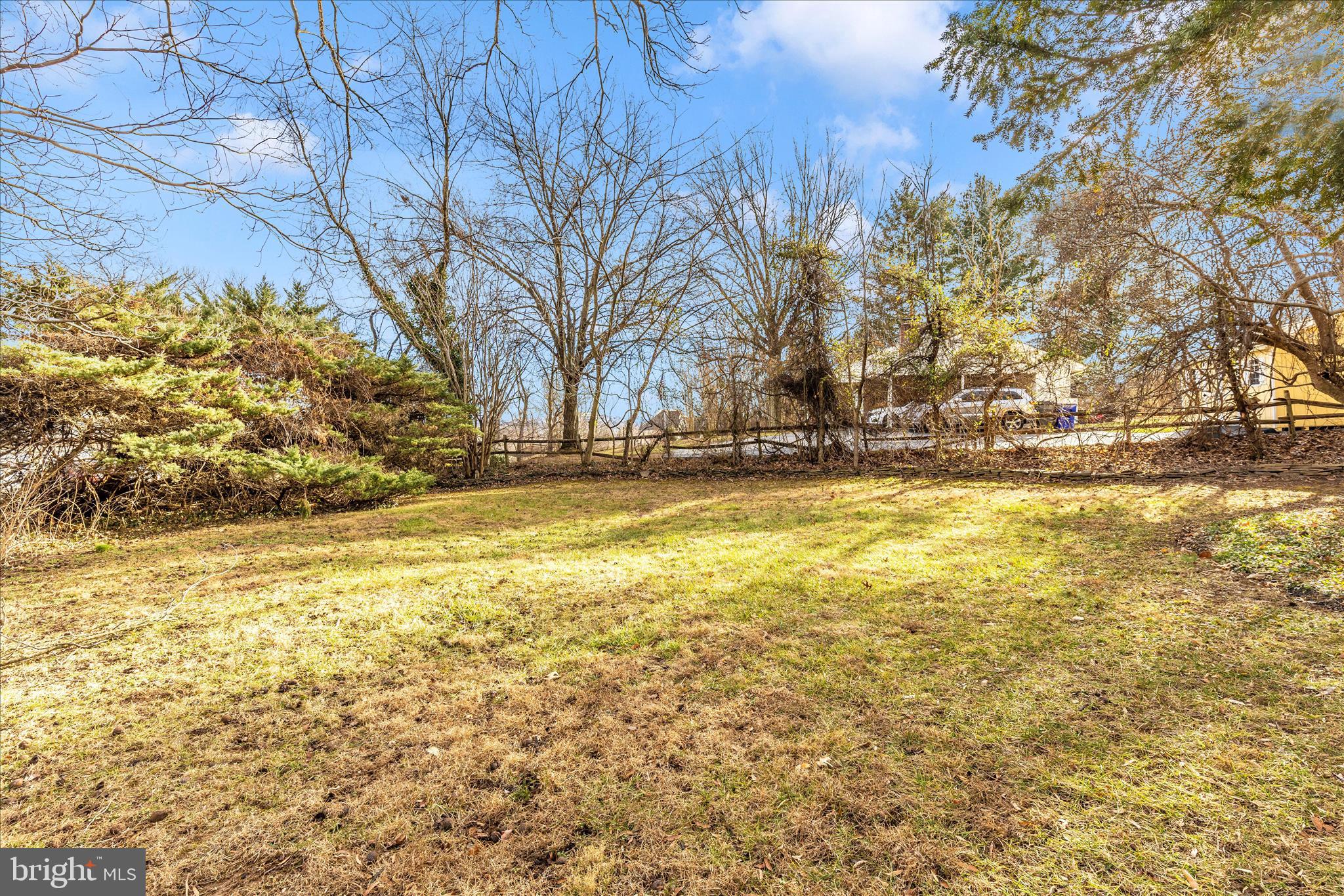 MEADOWCREST - Residential