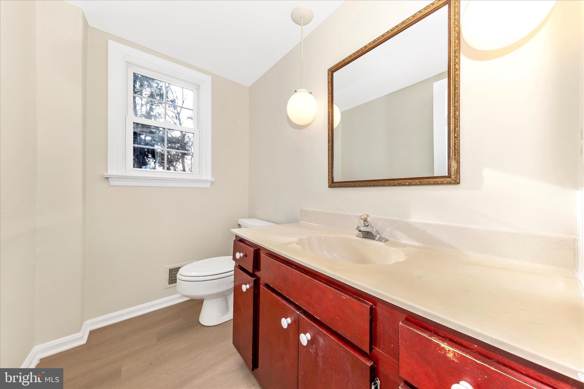 MEADOWCREST - Residential