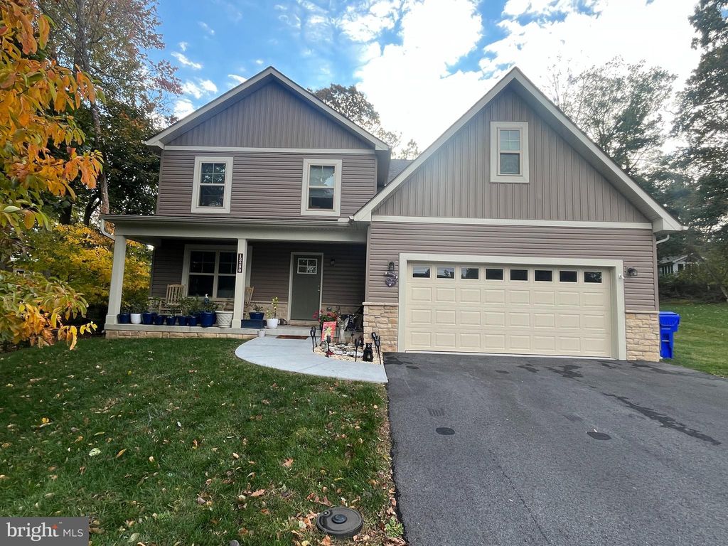 Photo of 13290 Flohr Ln, BLUE RIDGE SUMMIT, PA 17214 (MLS # PAFL2030868)