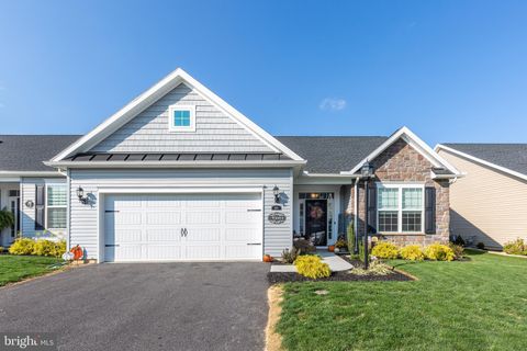 Condo For Sale - 671 Cypress Drive #80<br/> HANOVER, PA 17331