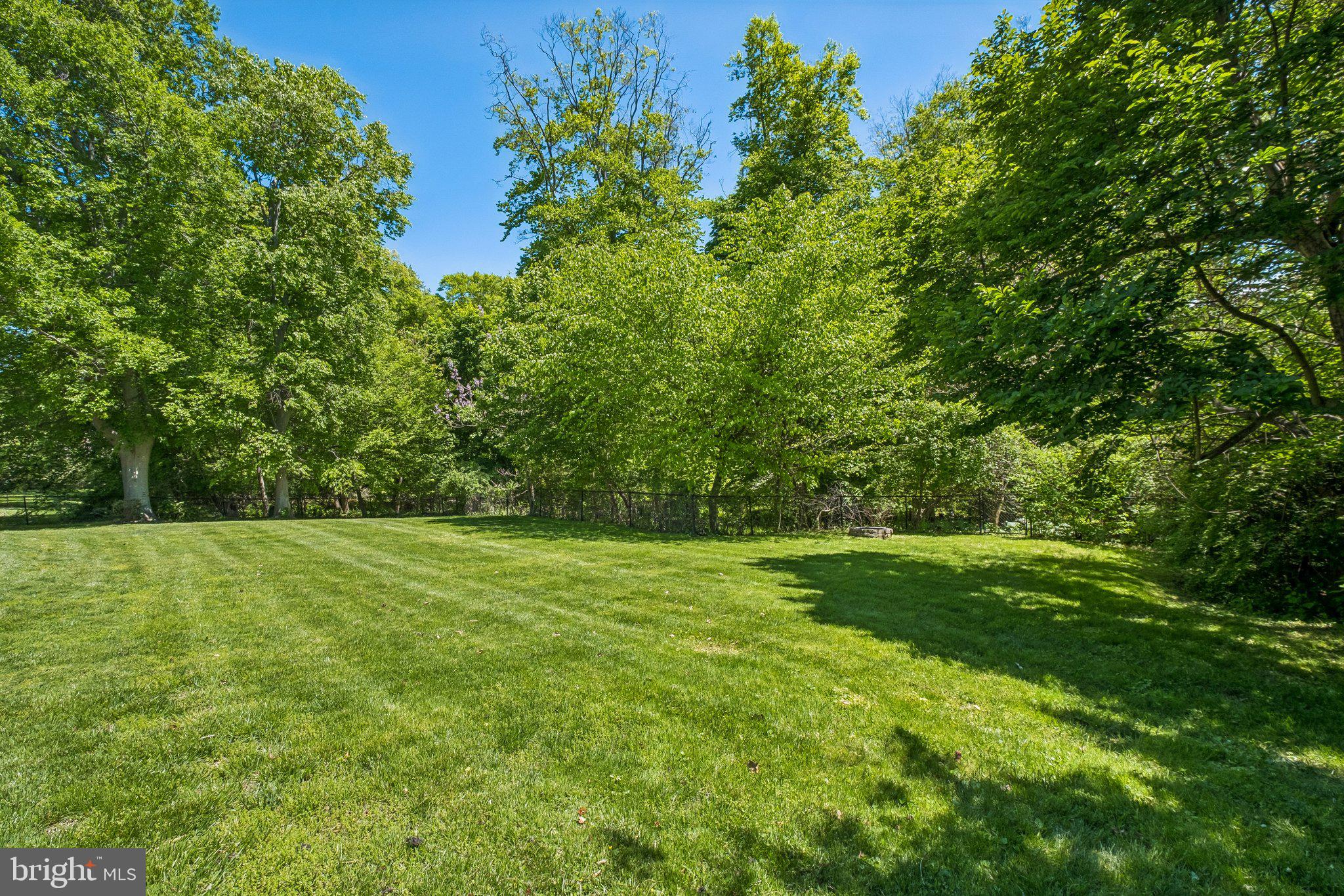 LAFAYETTE HILL - Residential