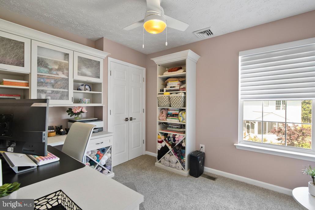 HARFORD TOWN - Residential