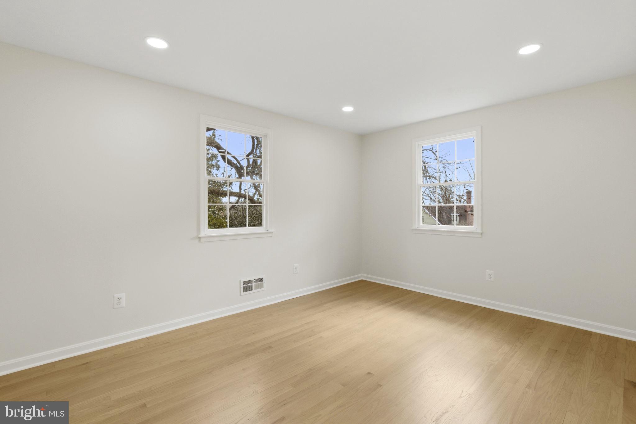 GLEN ARM - Residential