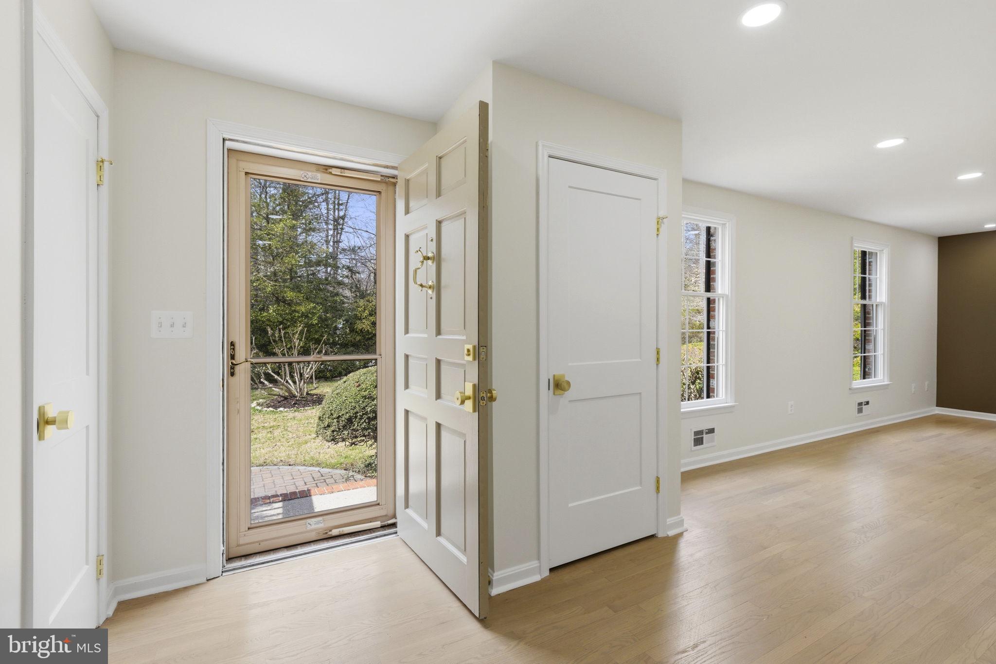 GLEN ARM - Residential