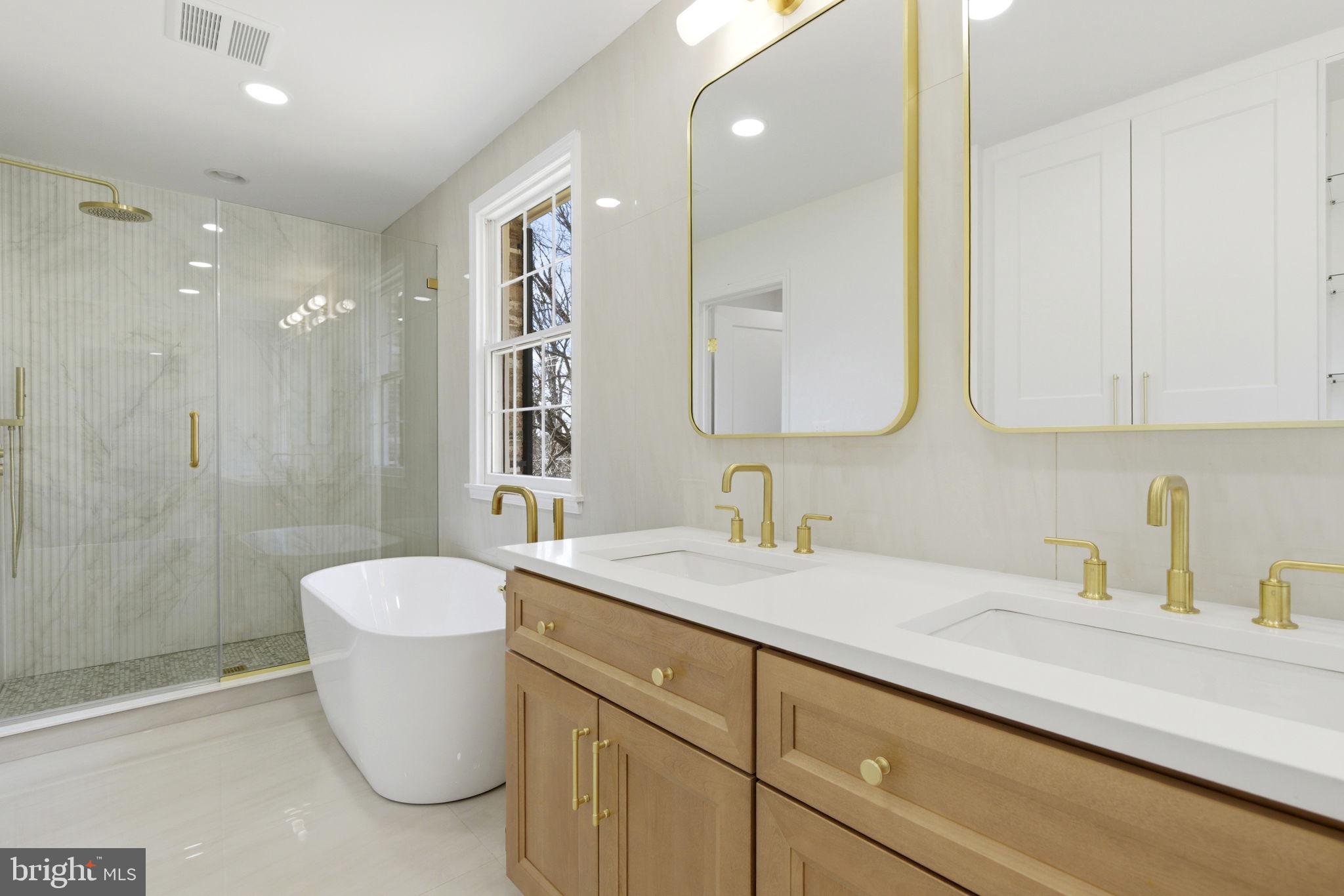 GLEN ARM - Residential