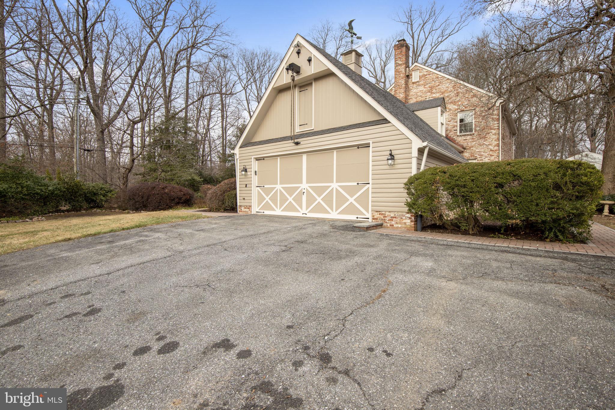 GLEN ARM - Residential