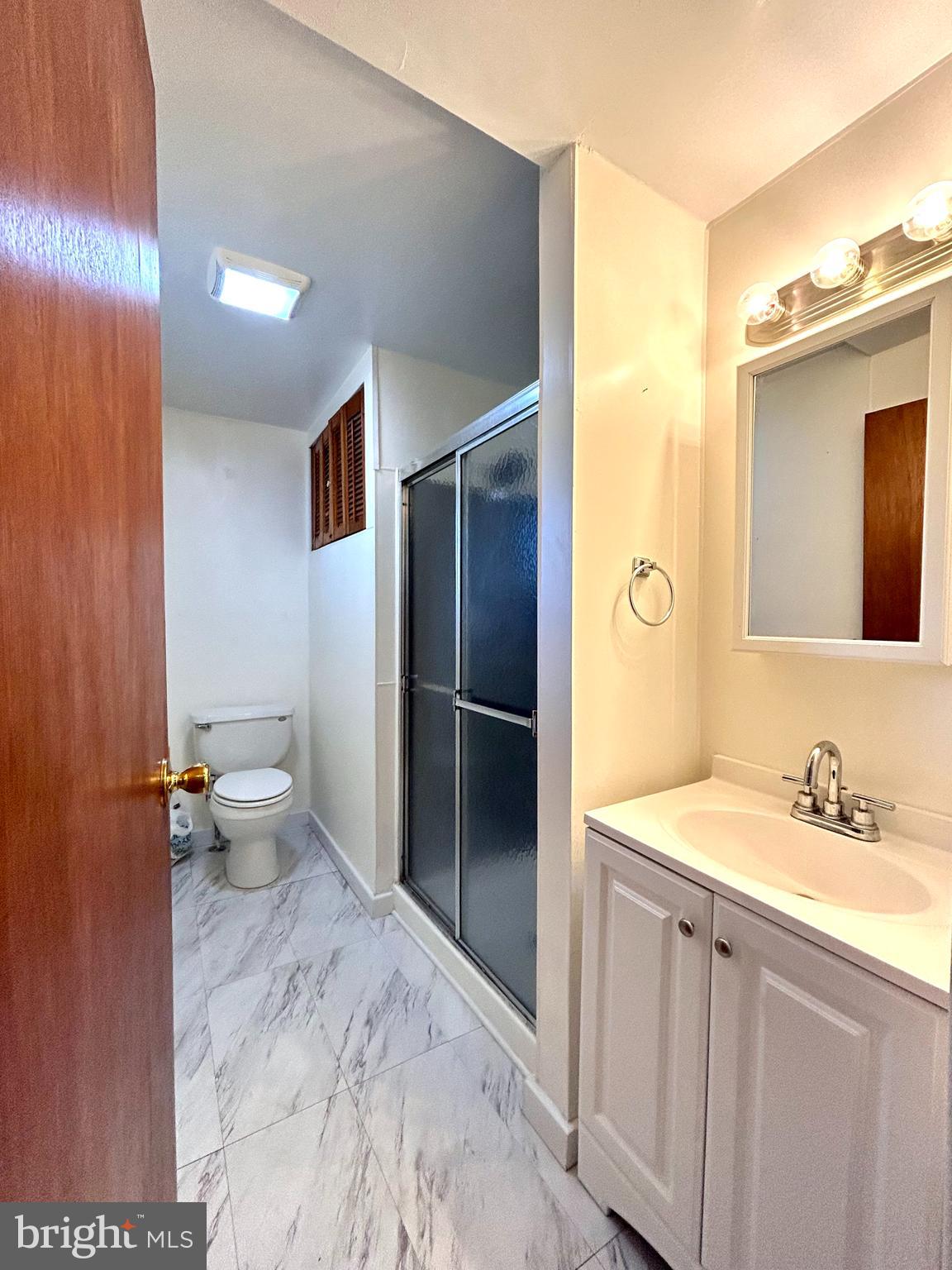 ABINGDON ESTATES - Residential Lease