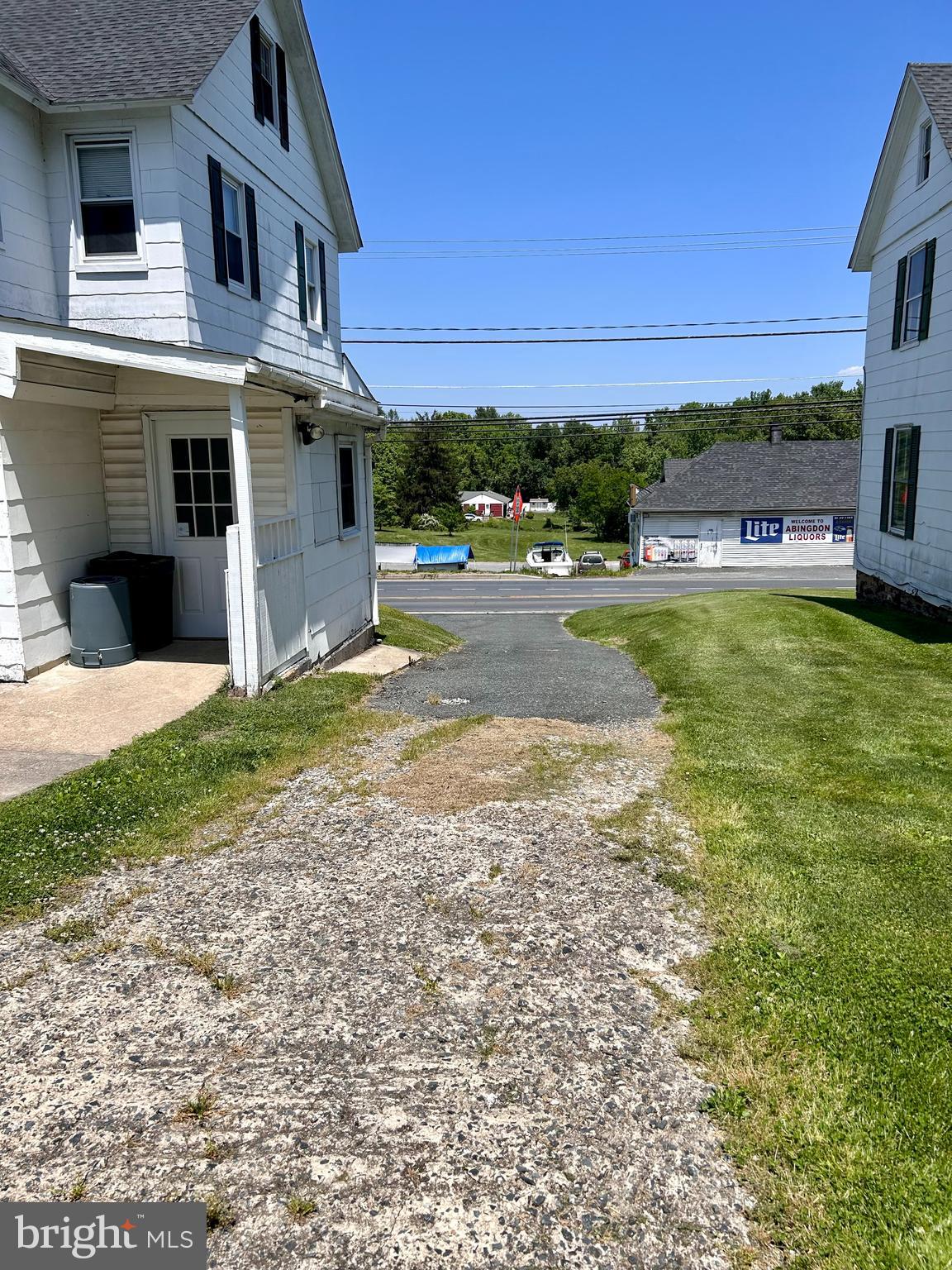 ABINGDON ESTATES - Residential Lease