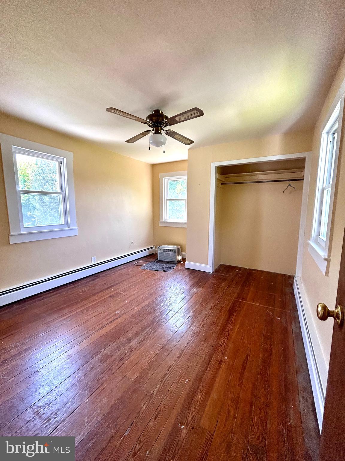 ABINGDON ESTATES - Residential Lease