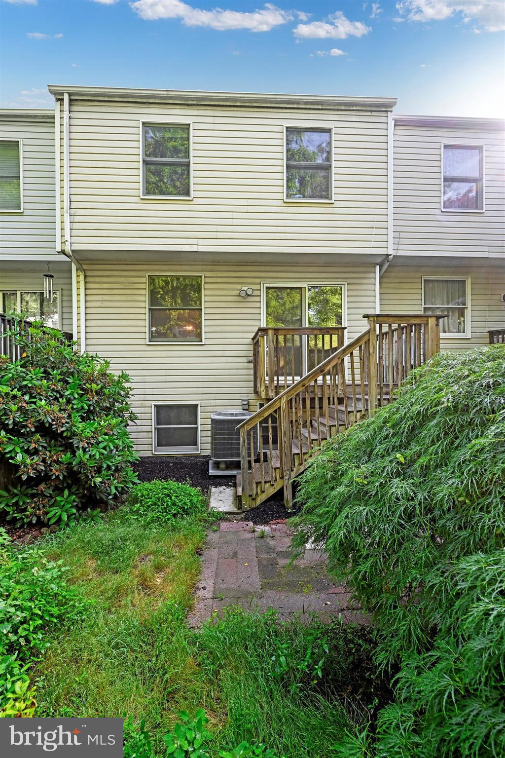 KINGS MEADE - Residential Lease