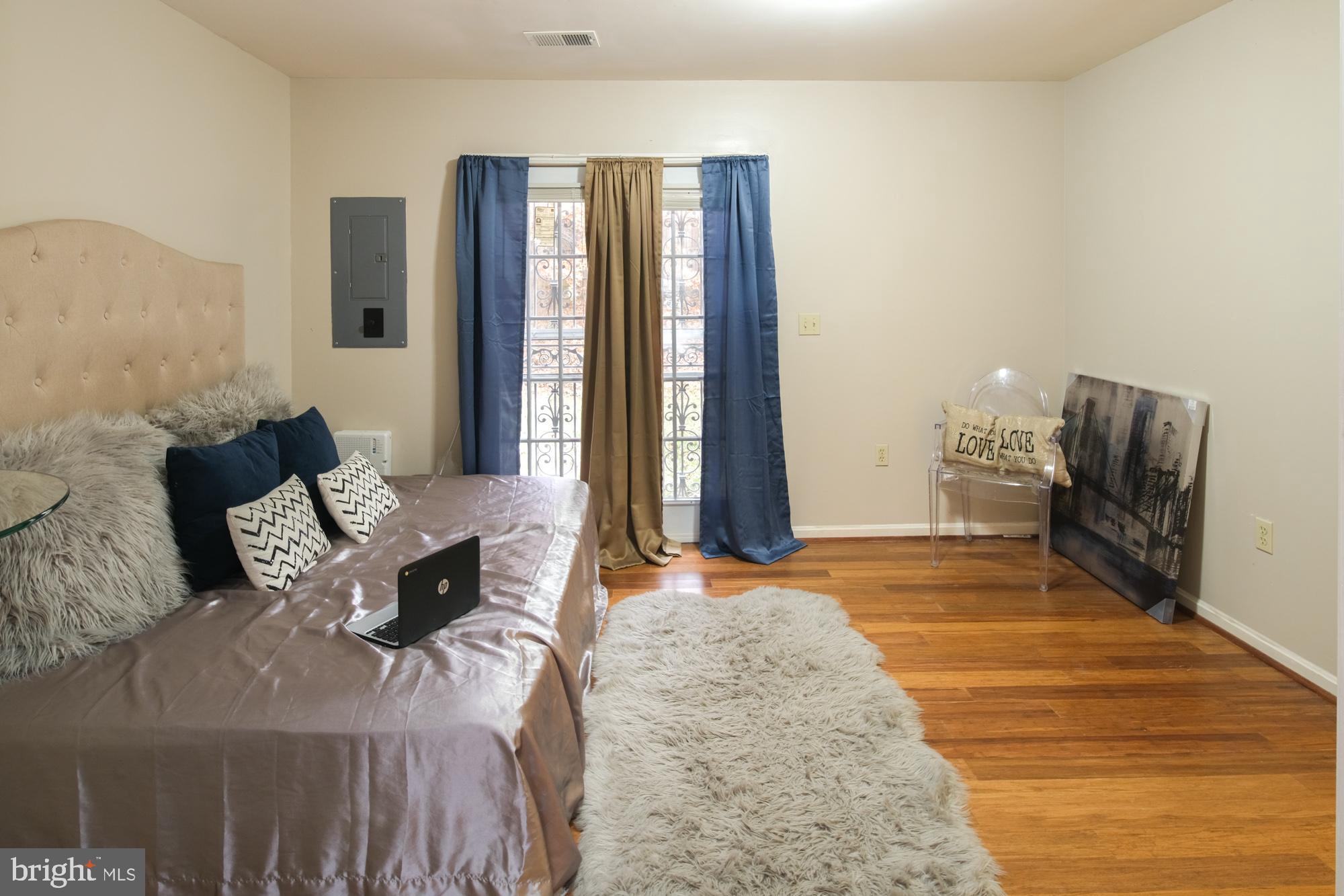 BRINKLEY PARK TOWN - Residential