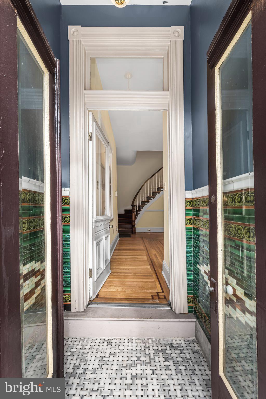 BUTCHERS HILL - Residential