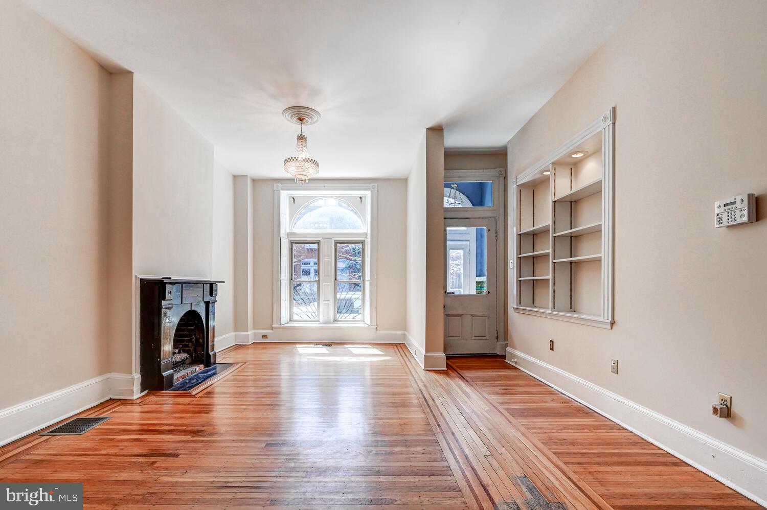 BUTCHERS HILL - Residential