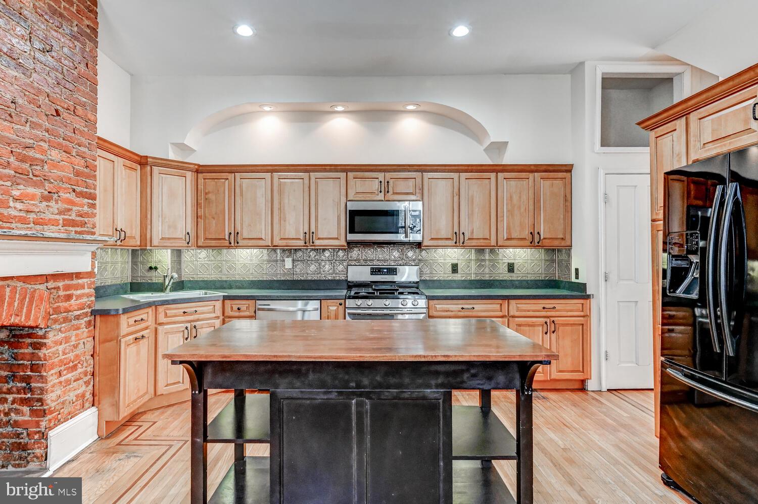 BUTCHERS HILL - Residential