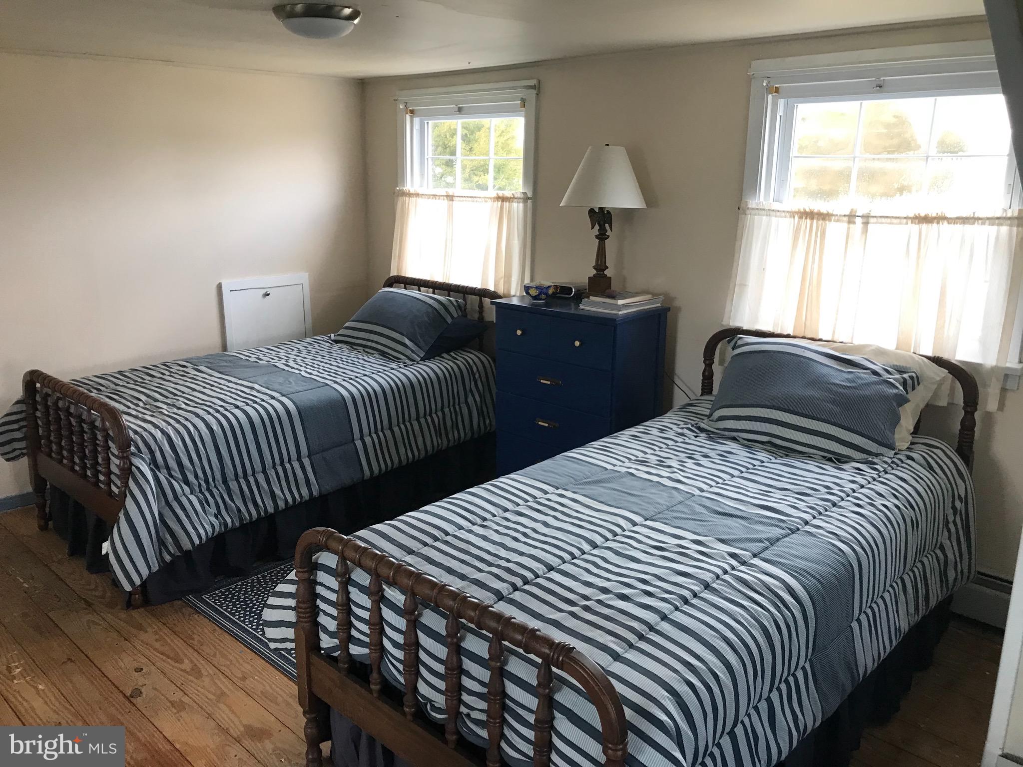 HOLLYWOOD BEACH - Residential