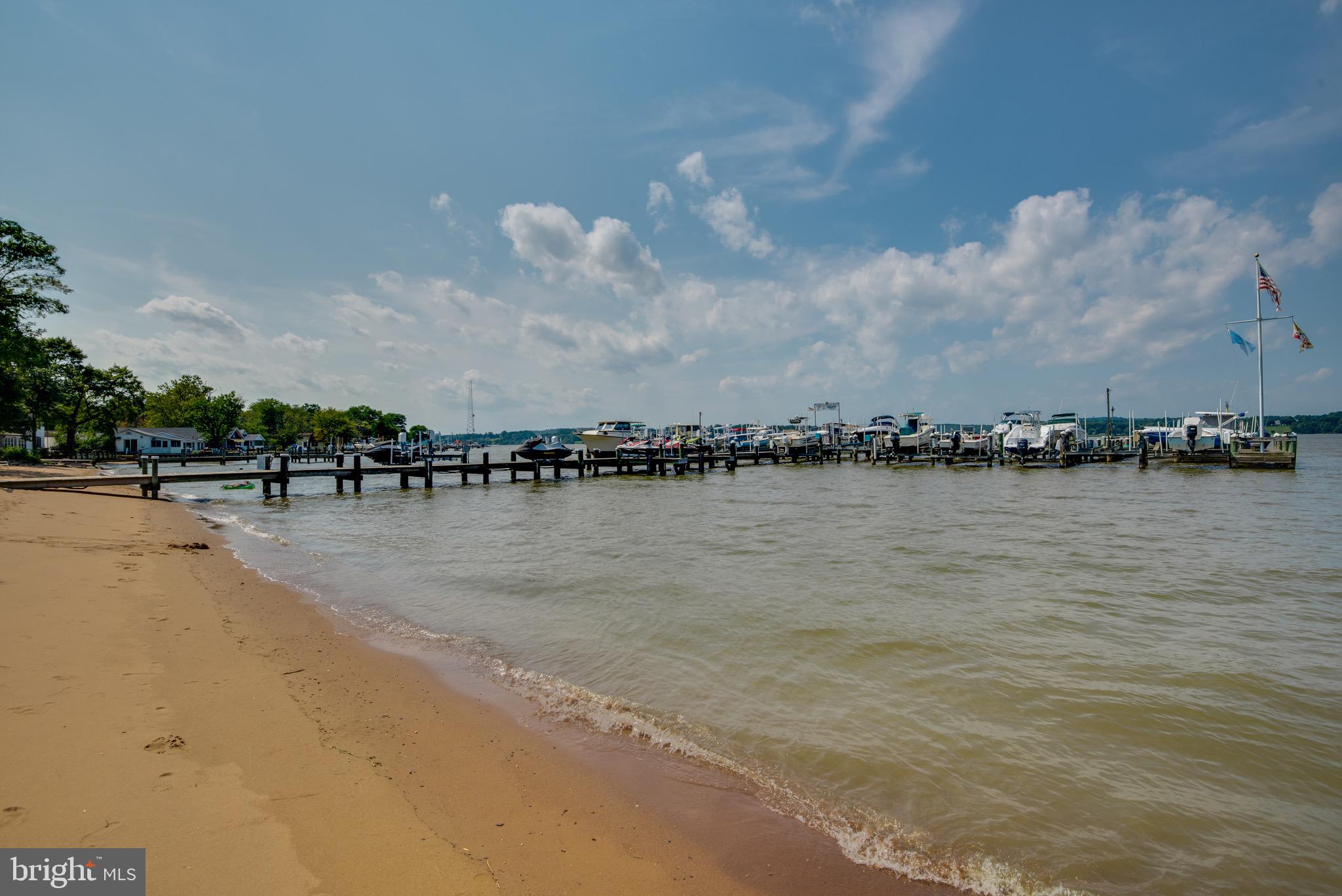 HOLLYWOOD BEACH - Residential