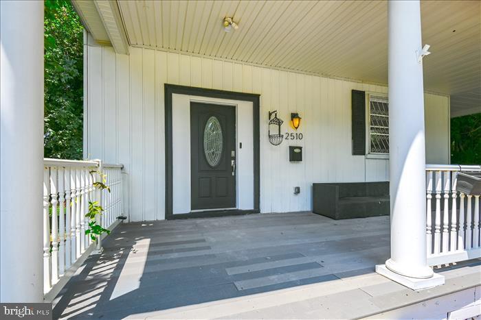 GARWYN OAKS - Residential