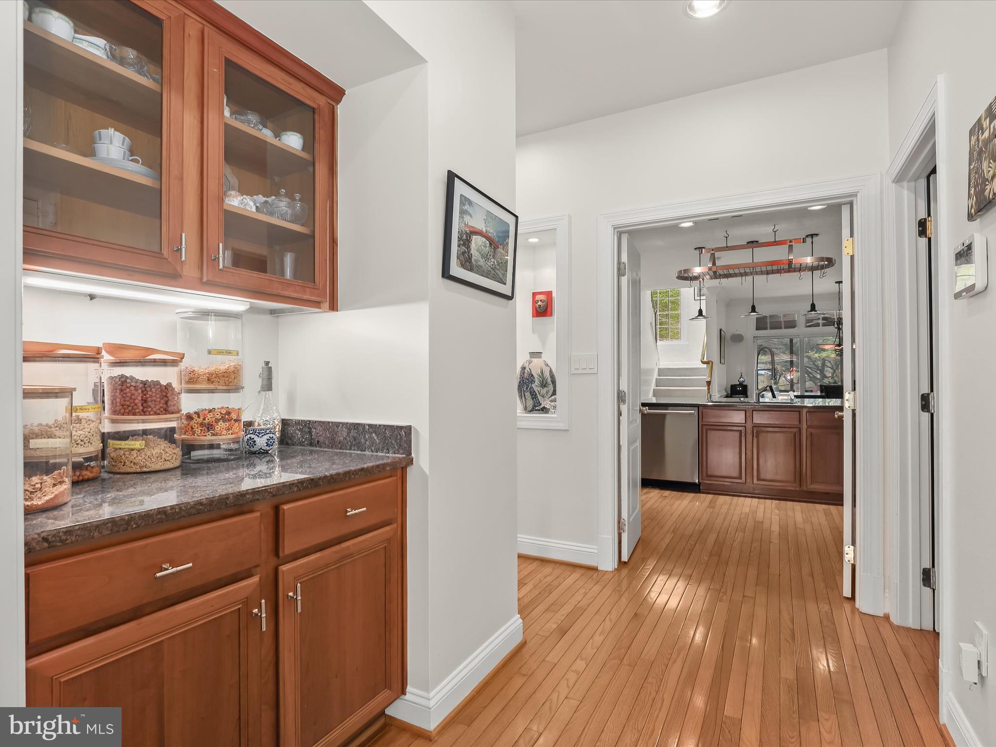 SOUTH RIVER COLONY - Residential