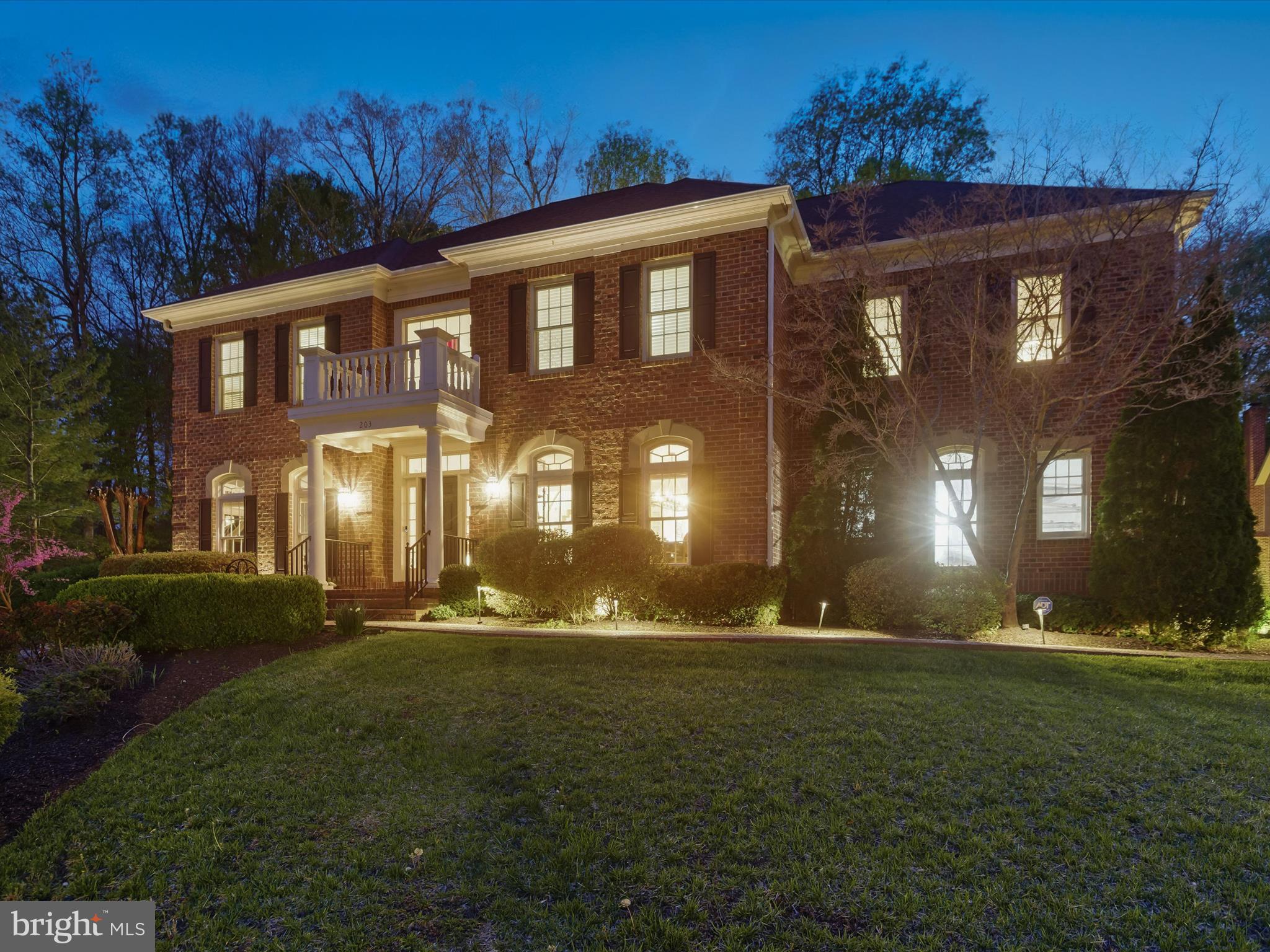 SOUTH RIVER COLONY - Residential