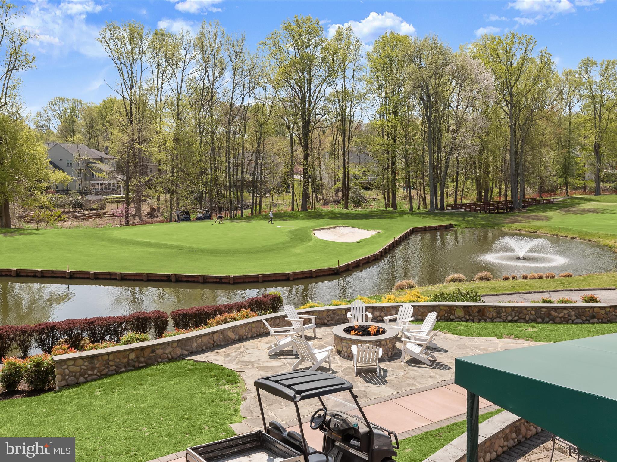 SOUTH RIVER COLONY - Residential