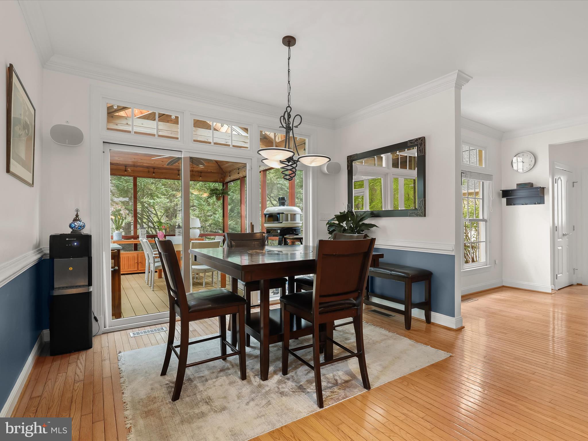 SOUTH RIVER COLONY - Residential