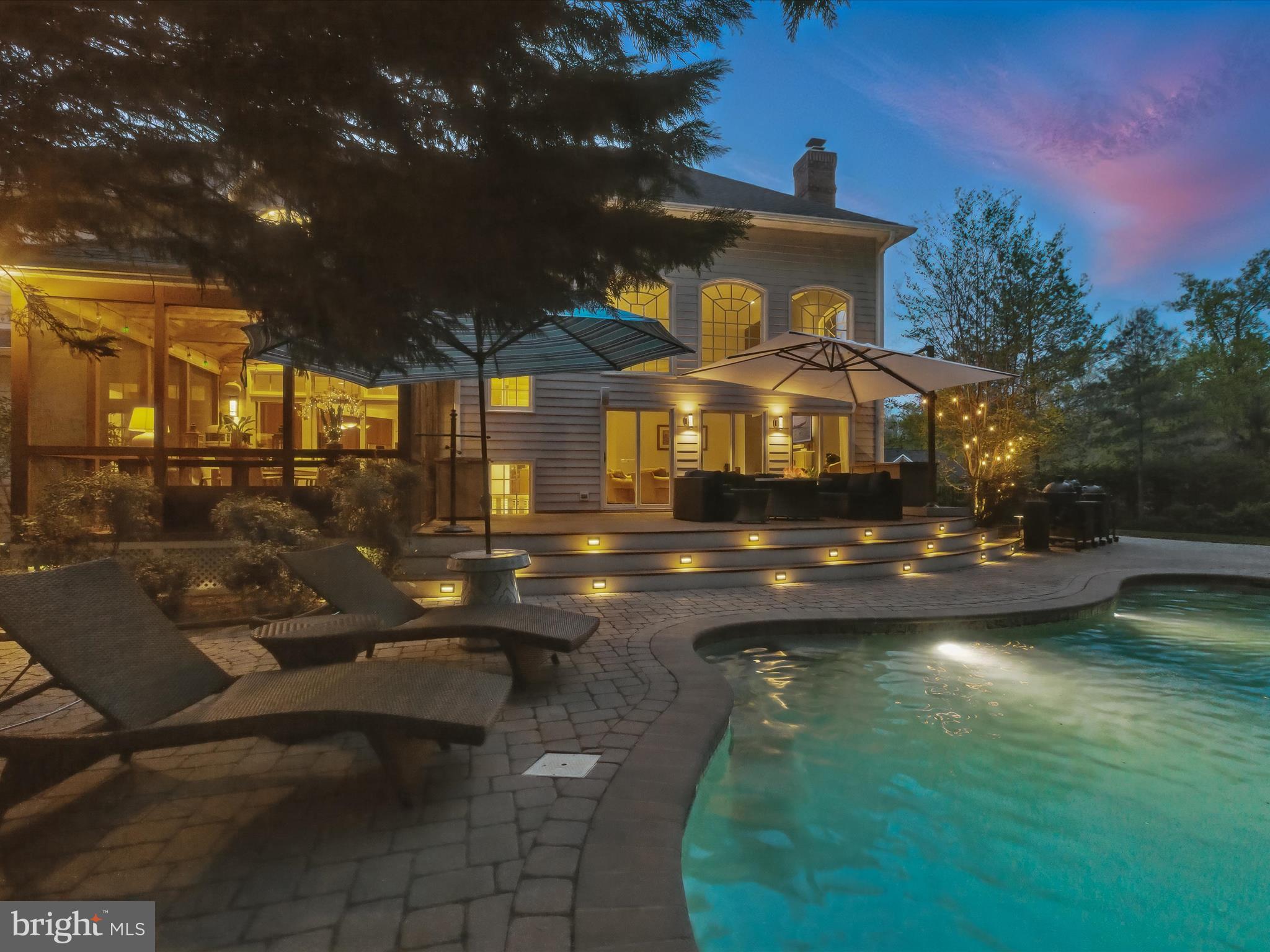 SOUTH RIVER COLONY - Residential