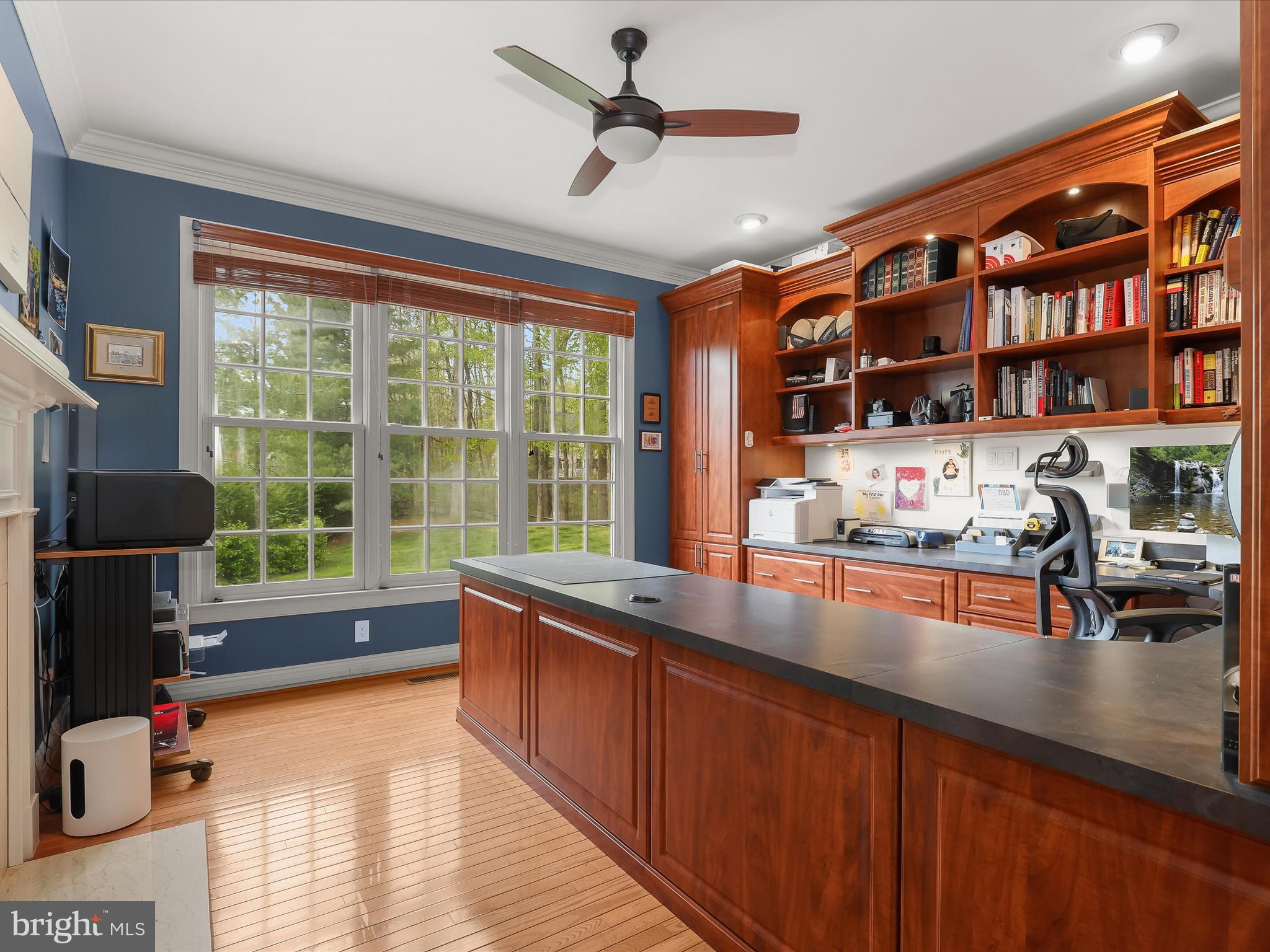 SOUTH RIVER COLONY - Residential